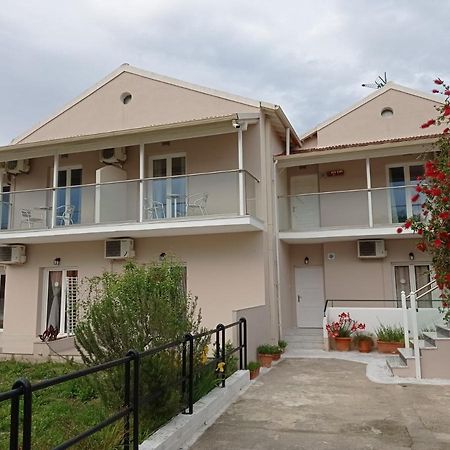 דירות קאבוס Cavo D' Oro Complex מראה חיצוני תמונה
