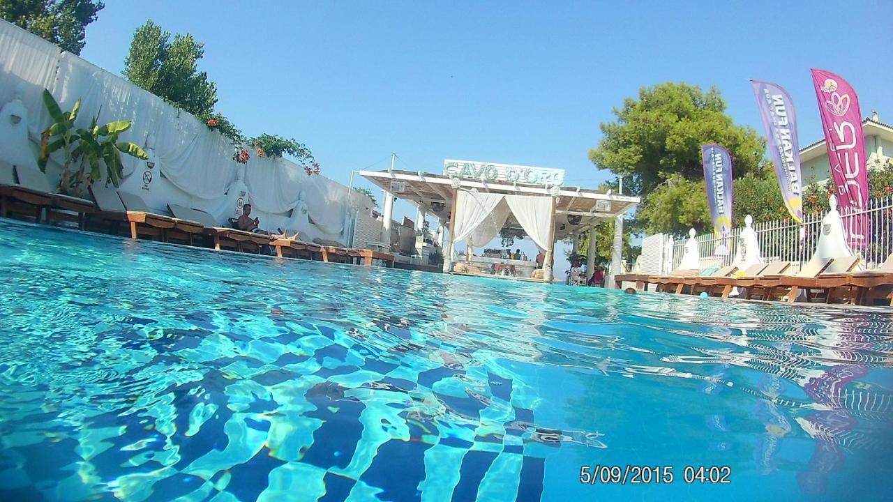 דירות קאבוס Cavo D' Oro Complex מראה חיצוני תמונה